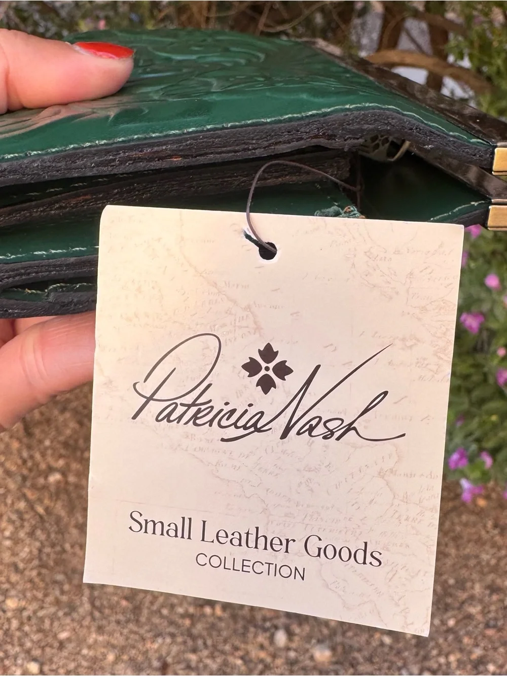 NWT Patricia Nash Emerald Green Floral Embossed Leather Cauchy Wallet